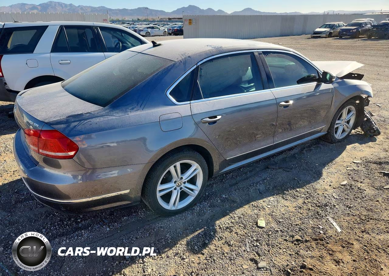 2013 Volkswagen Passat Sel VIN:1VWCN7A39DC148925 - 3