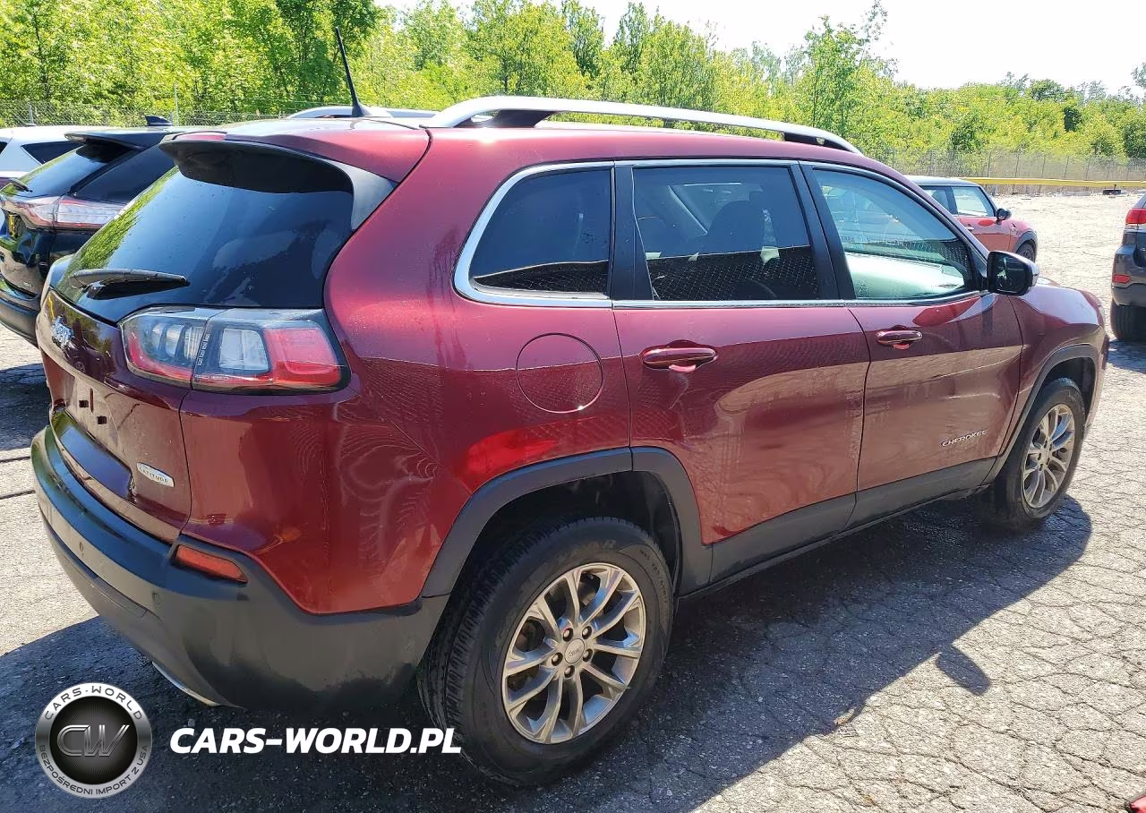 2021 Jeep Cherokee Latitude Lux VIN:1C4PJMMX3MD188909 - 3