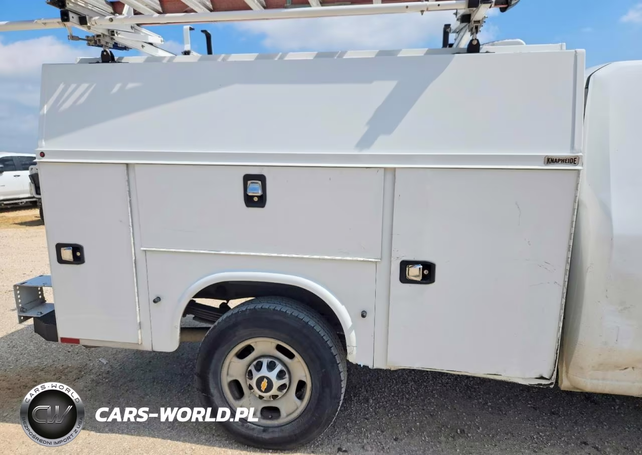 2022 Chevrolet Silverado C2500 Heavy Duty VIN:1GB0WLE75NF310109 - 10
