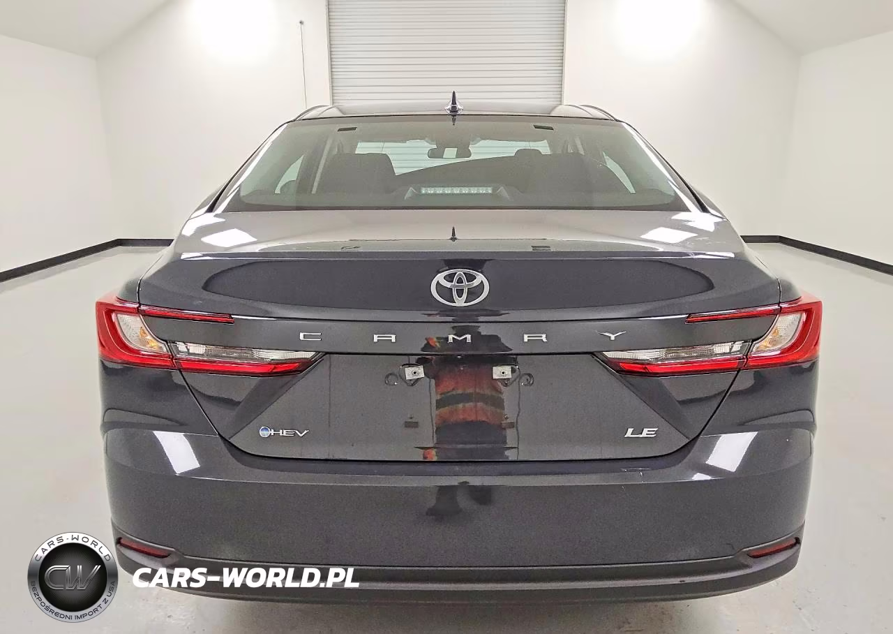 2026 Toyota Camry Le VIN:4T1DAACK1TU257288 - 6