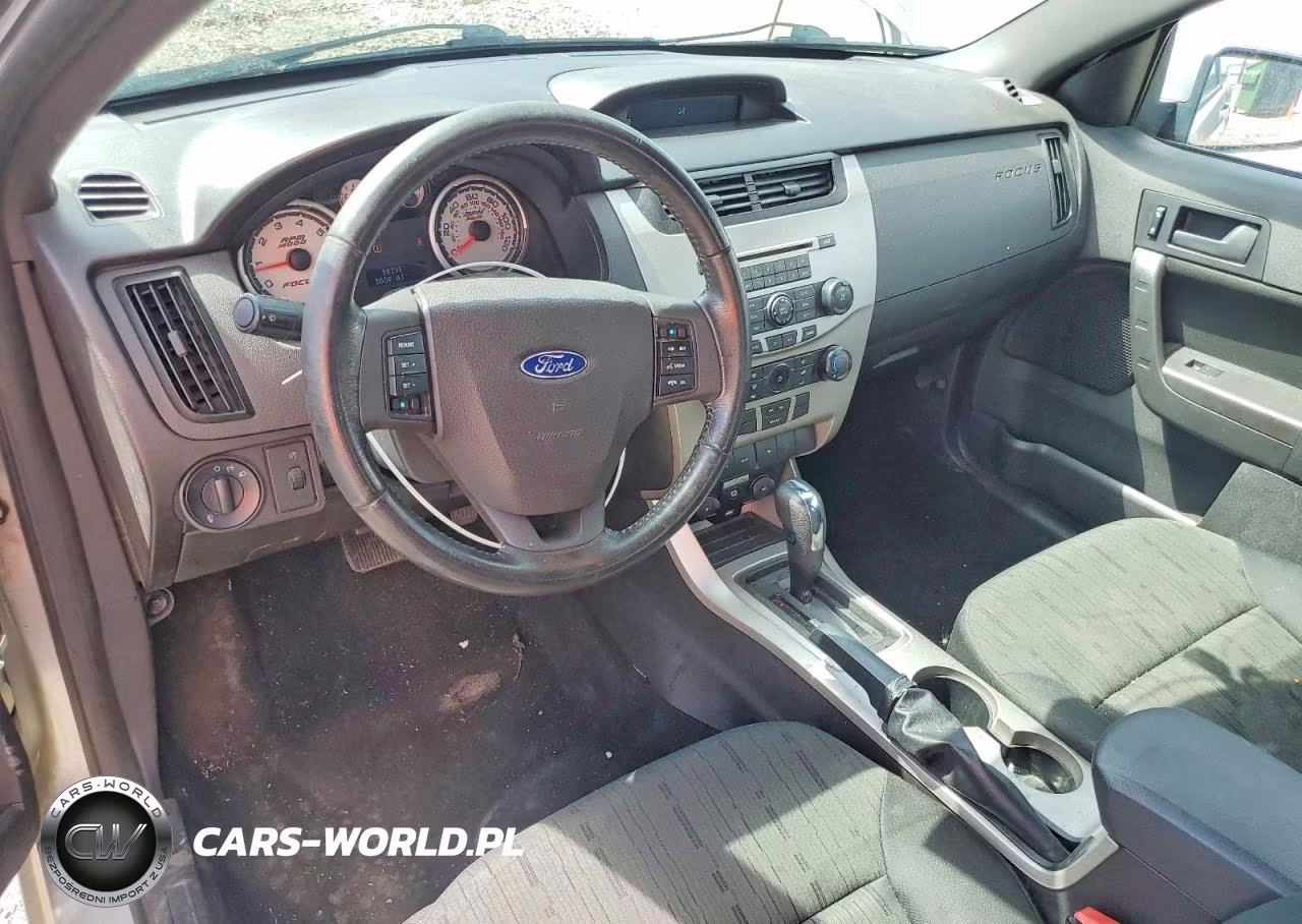2010 Ford Focus Se VIN:1FAHP3CN5AW130402 - 8