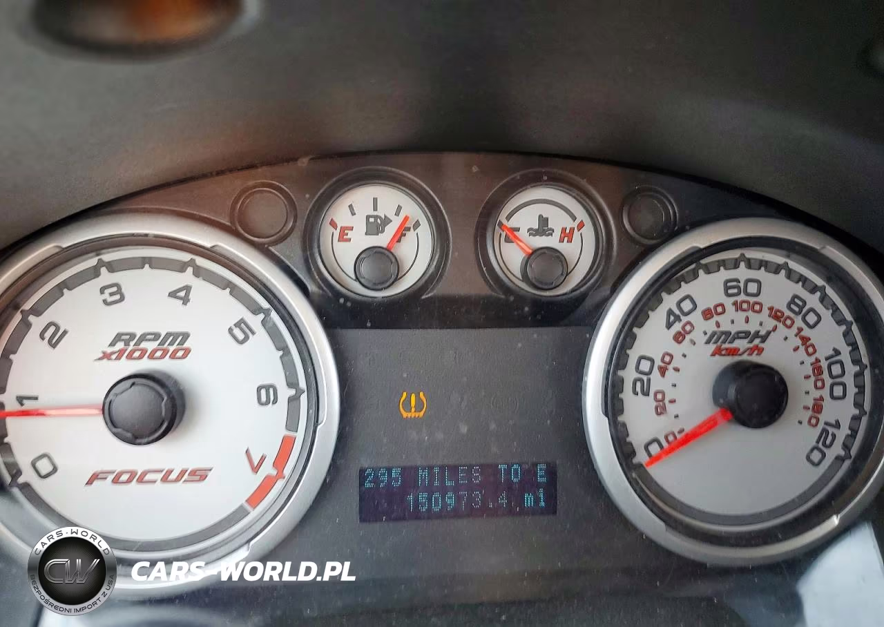2010 Ford Focus Se VIN:1FAHP3CN5AW130402 - 9