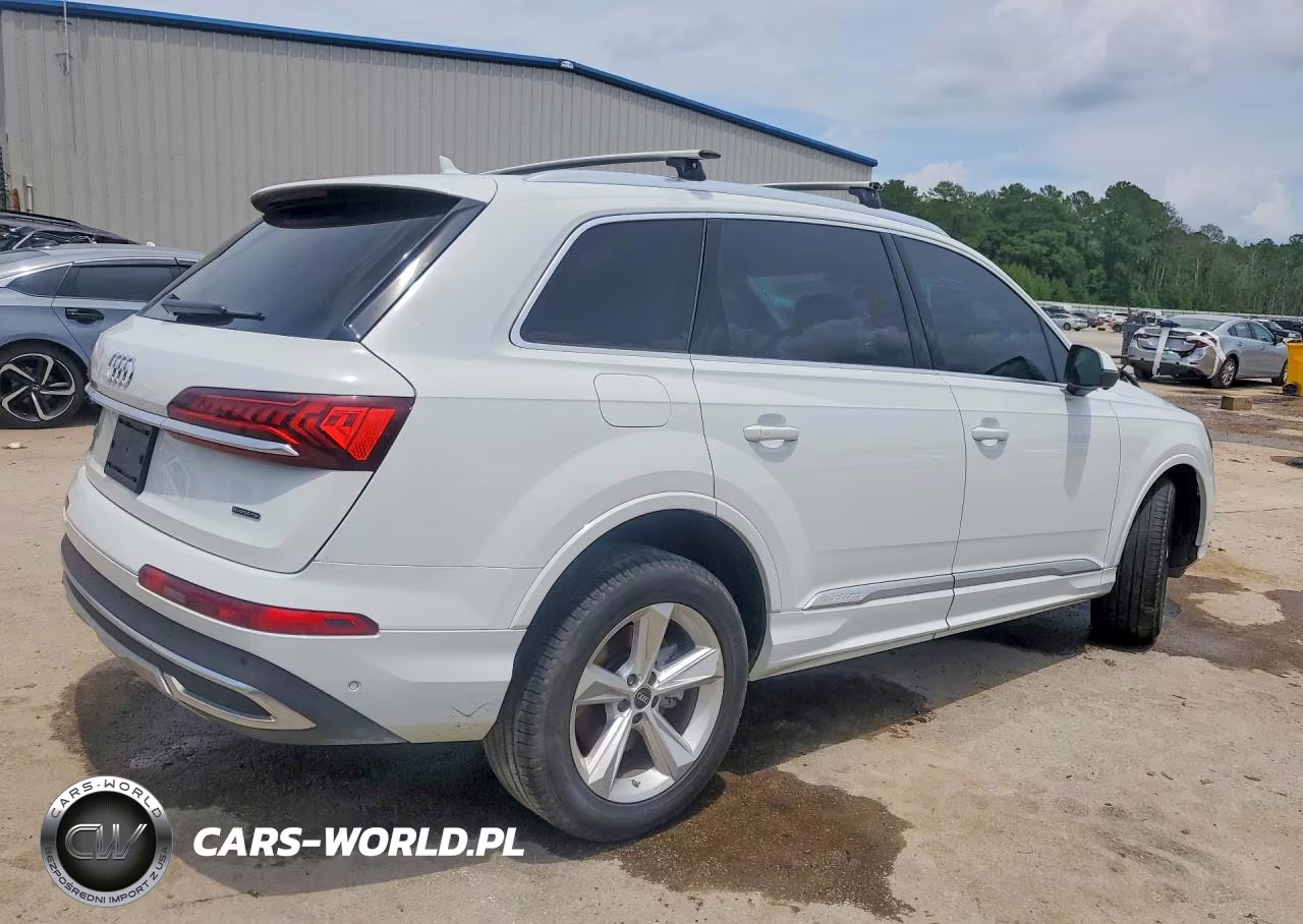 2023 Audi Q7 Premium VIN:WA1AXBF75PD028731 - 3