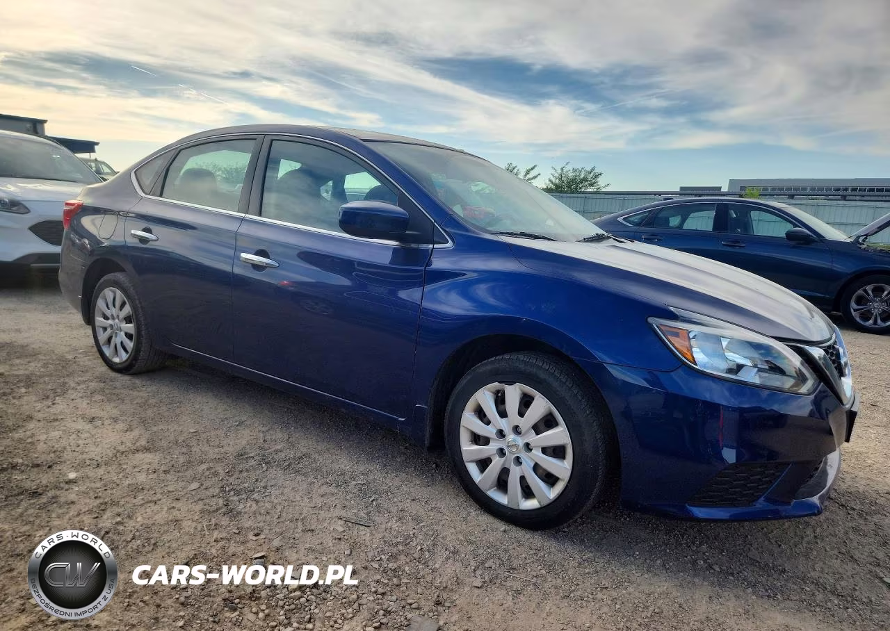 2016 Nissan Sentra S VIN:3N1AB7AP1GY284535 - 4