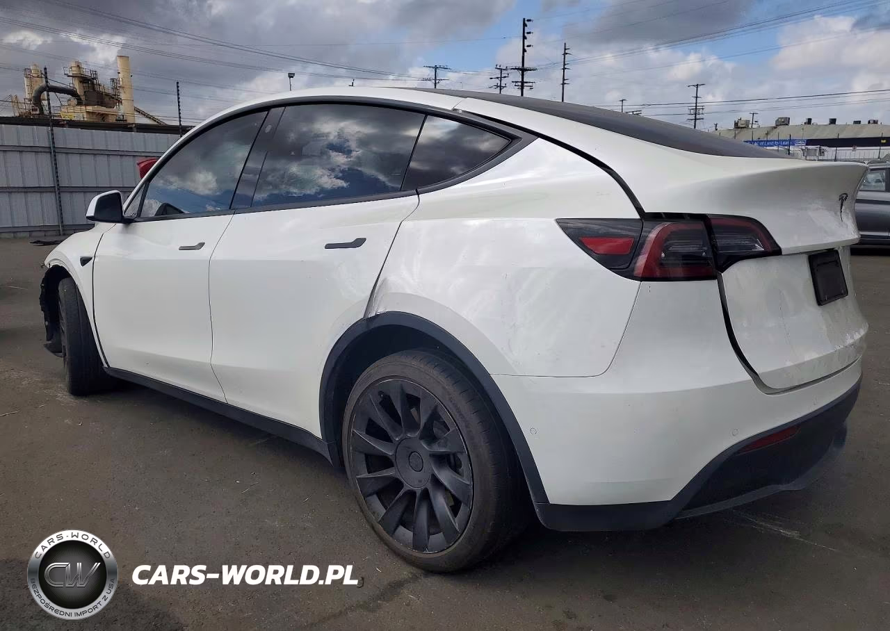 2021 Tesla Model Y VIN:5YJYGDEE2MF231368 - 2