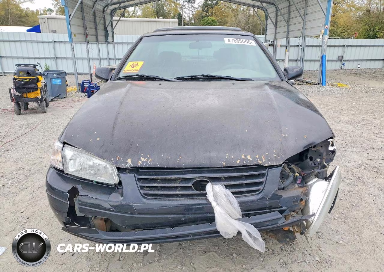 1999 Toyota Camry Le V6 VIN:JT2BF28K3X0155590 - 5
