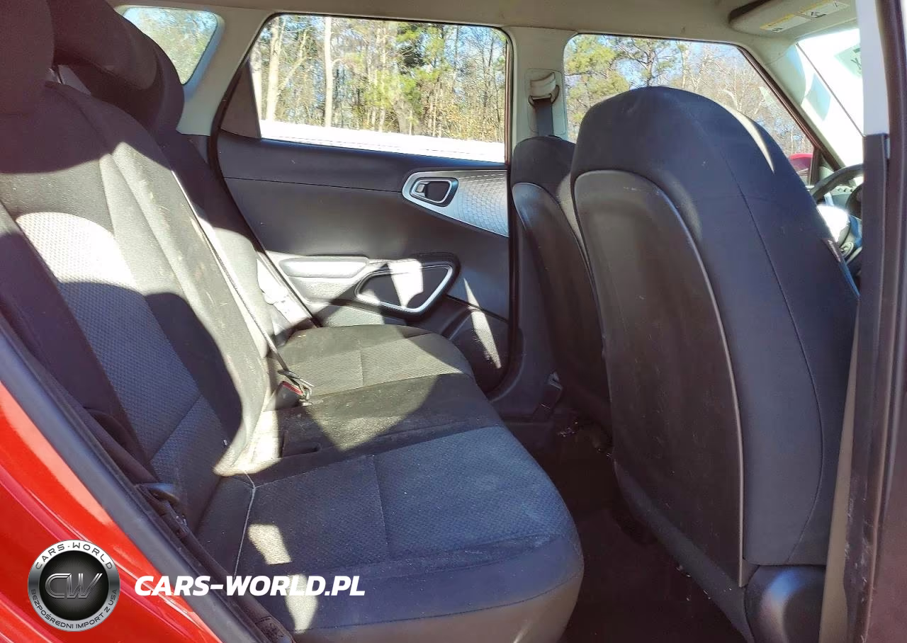 2020 Kia Soul VIN:KNDJ23AU0L7715051 - 10