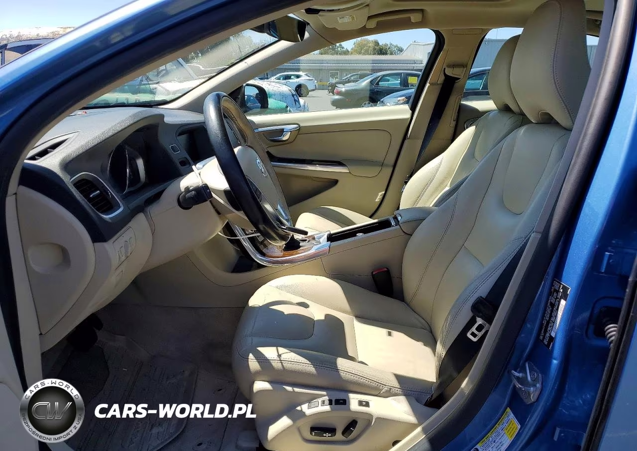 2015 Volvo S60 Premier VIN:YV126MFK2F1348581 - 7