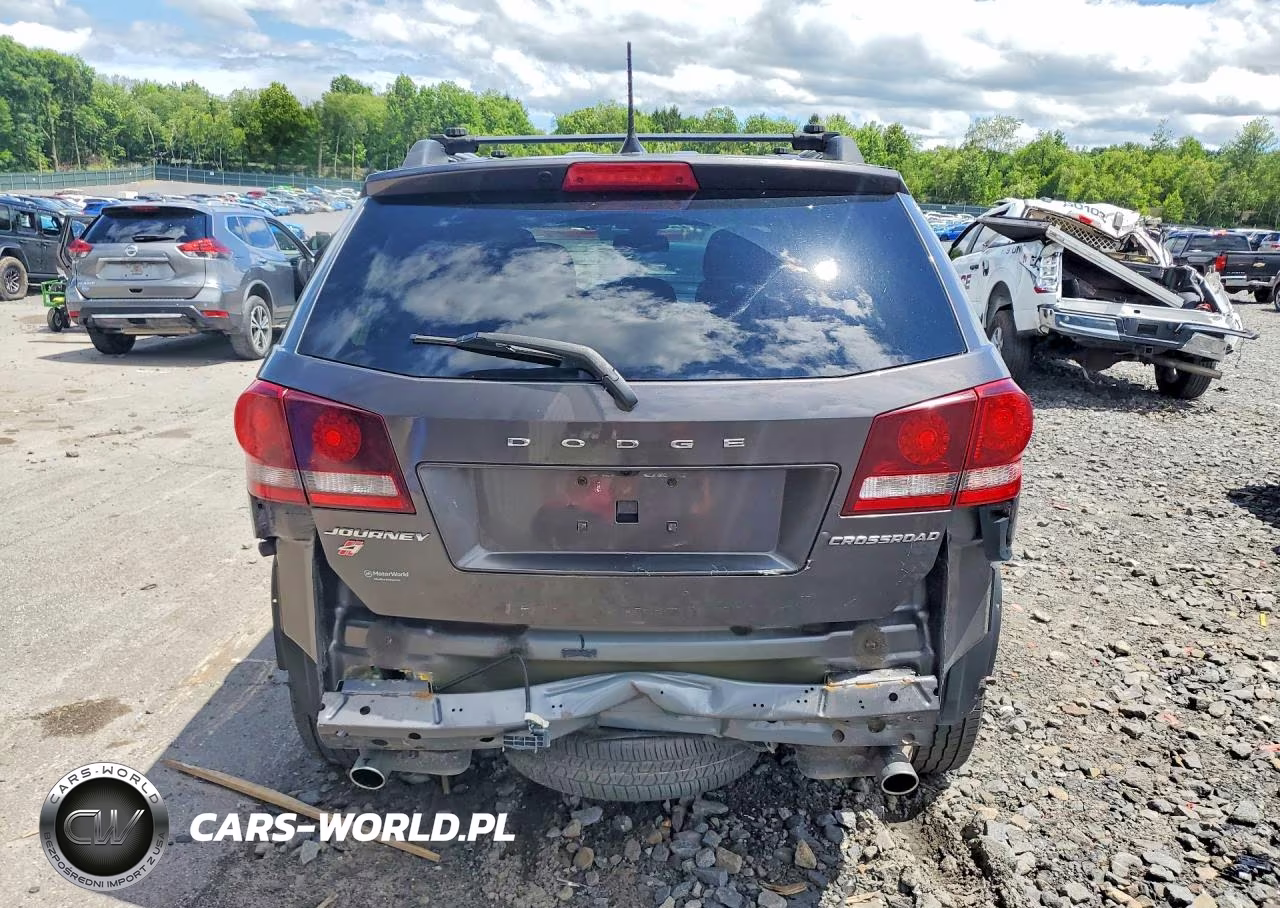 2019 Dodge Journey Crossroad VIN:3C4PDDGG4KT834078 - 6