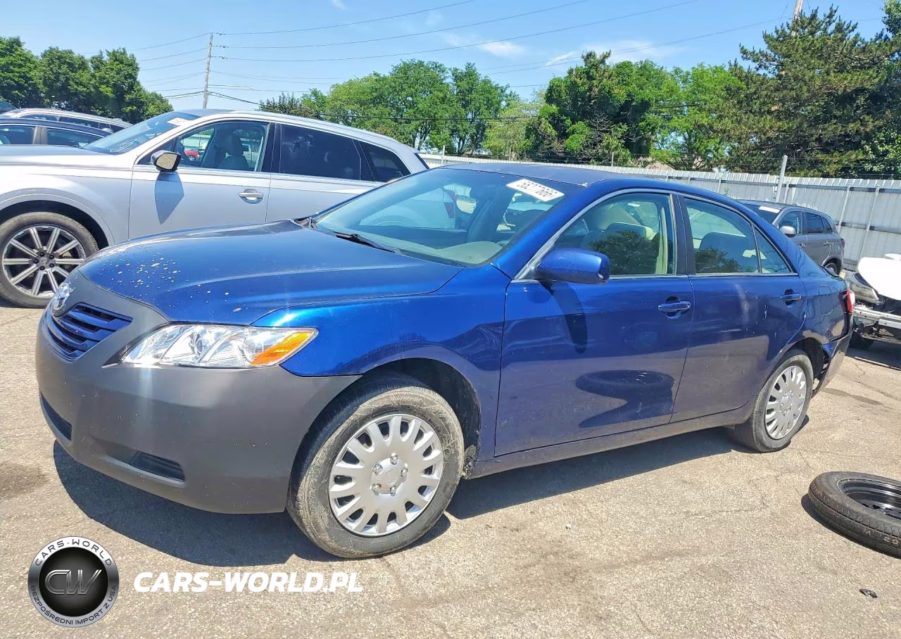 2009 Toyota Camry Le – zdjęcie 1 z 12