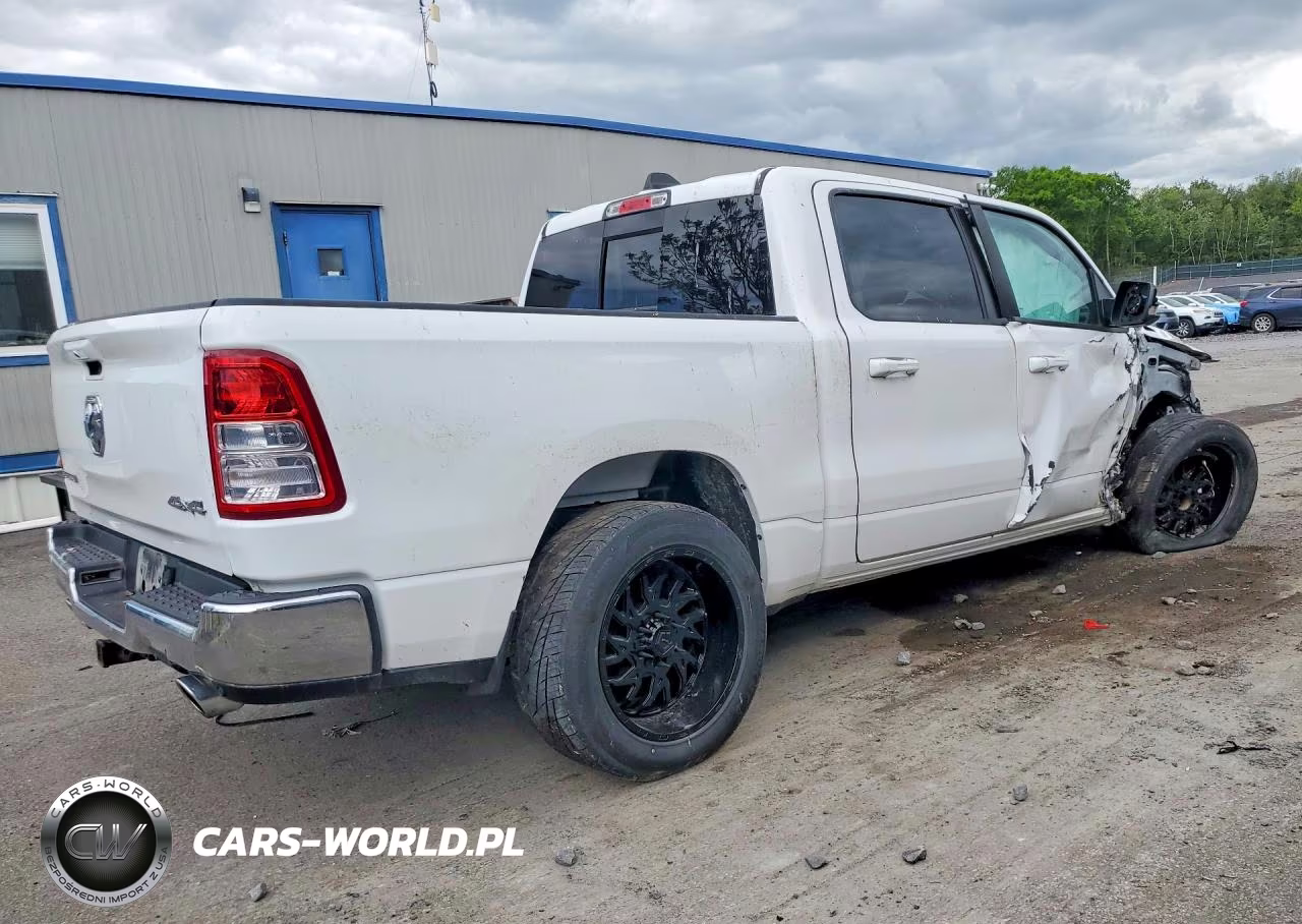 2022 Ram 1500 Big Horn VIN:1C6SRFFT9NN159023 - 3