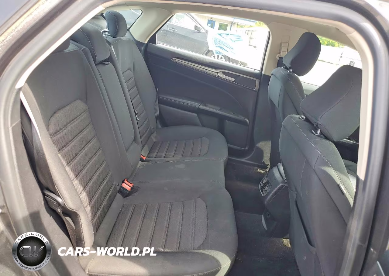 2020 Ford Fusion Se VIN:3FA6P0LU9LR100810 - 10
