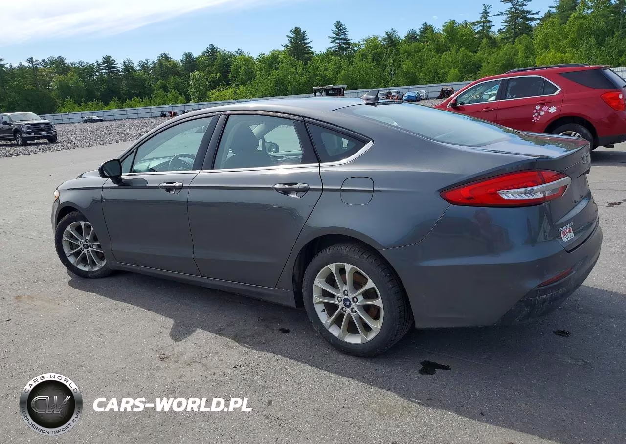2020 Ford Fusion Se VIN:3FA6P0LU9LR100810 - 2