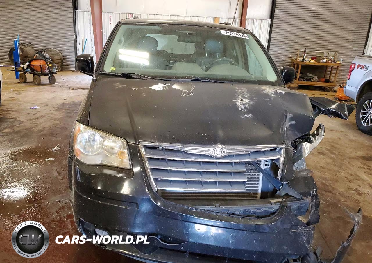 2010 Chrysler Town & Country Touring VIN:2A4RR5D15AR427480 - 5
