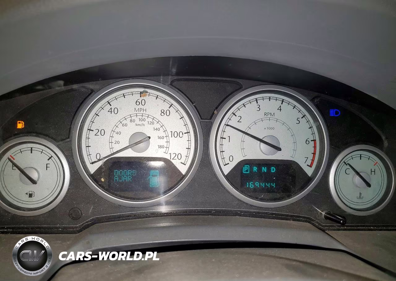 2010 Chrysler Town & Country Touring VIN:2A4RR5D15AR427480 - 9