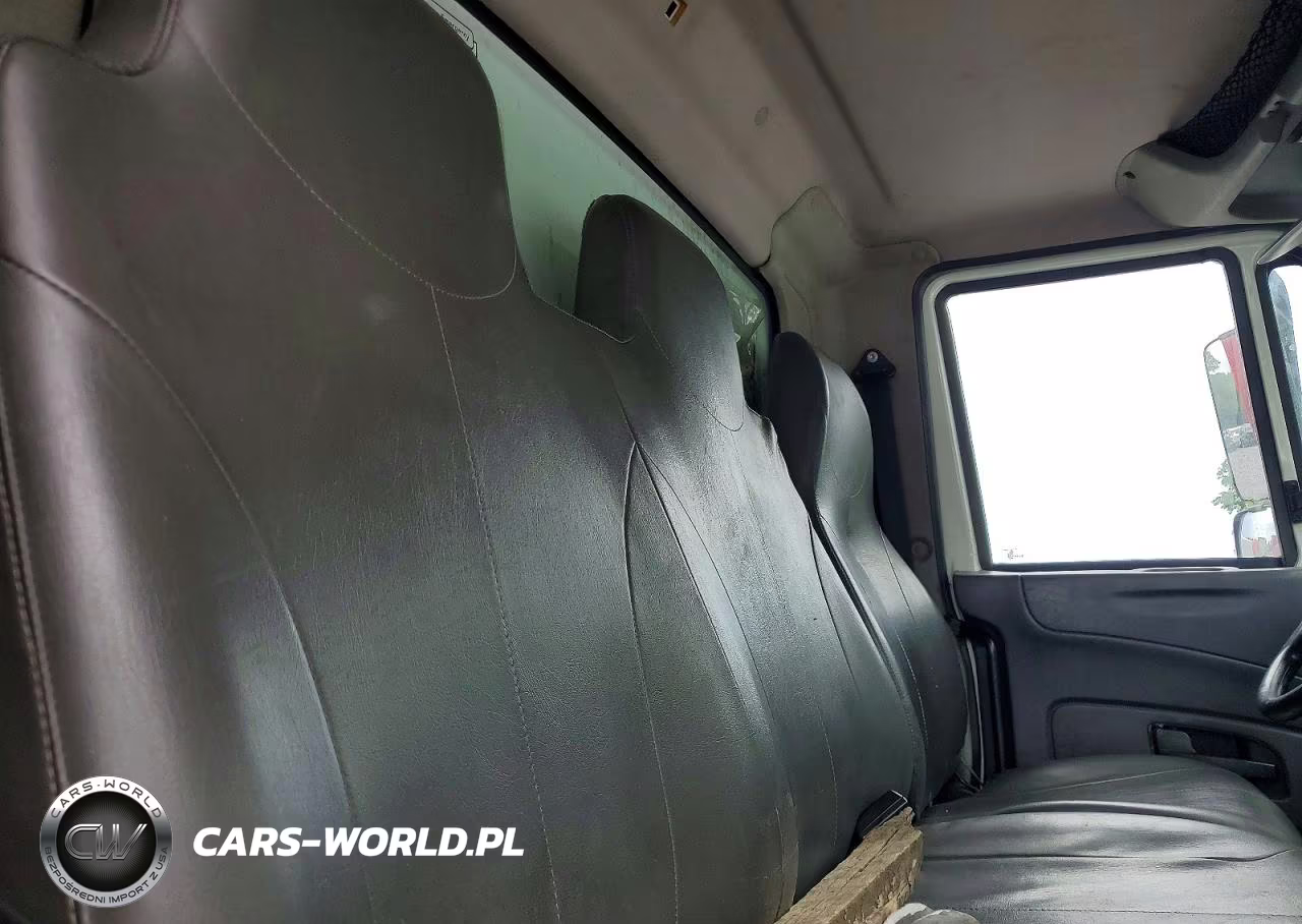 2018 International 4300 Box Truck VIN:3HAMMMMLXJL543857 - 6