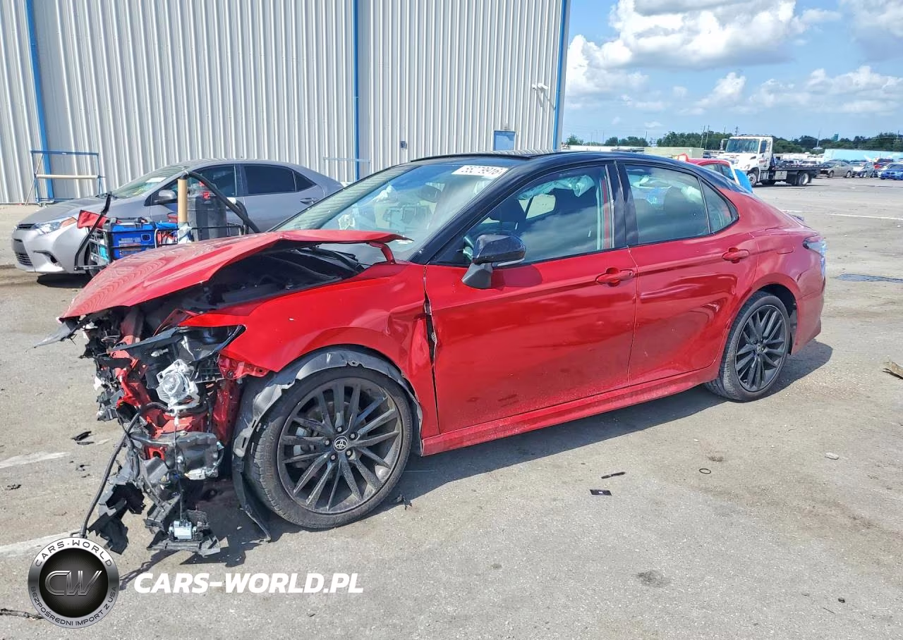 2021 Toyota Camry Xse – zdjęcie 1 z 13