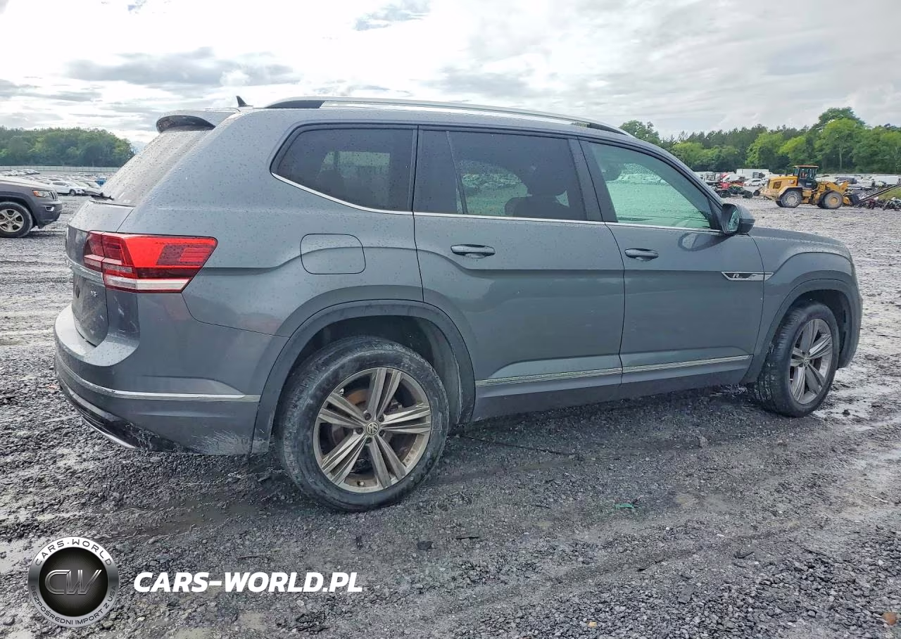 2018 Volkswagen Atlas Sel VIN:1V2SR2CA7JC559994 - 3