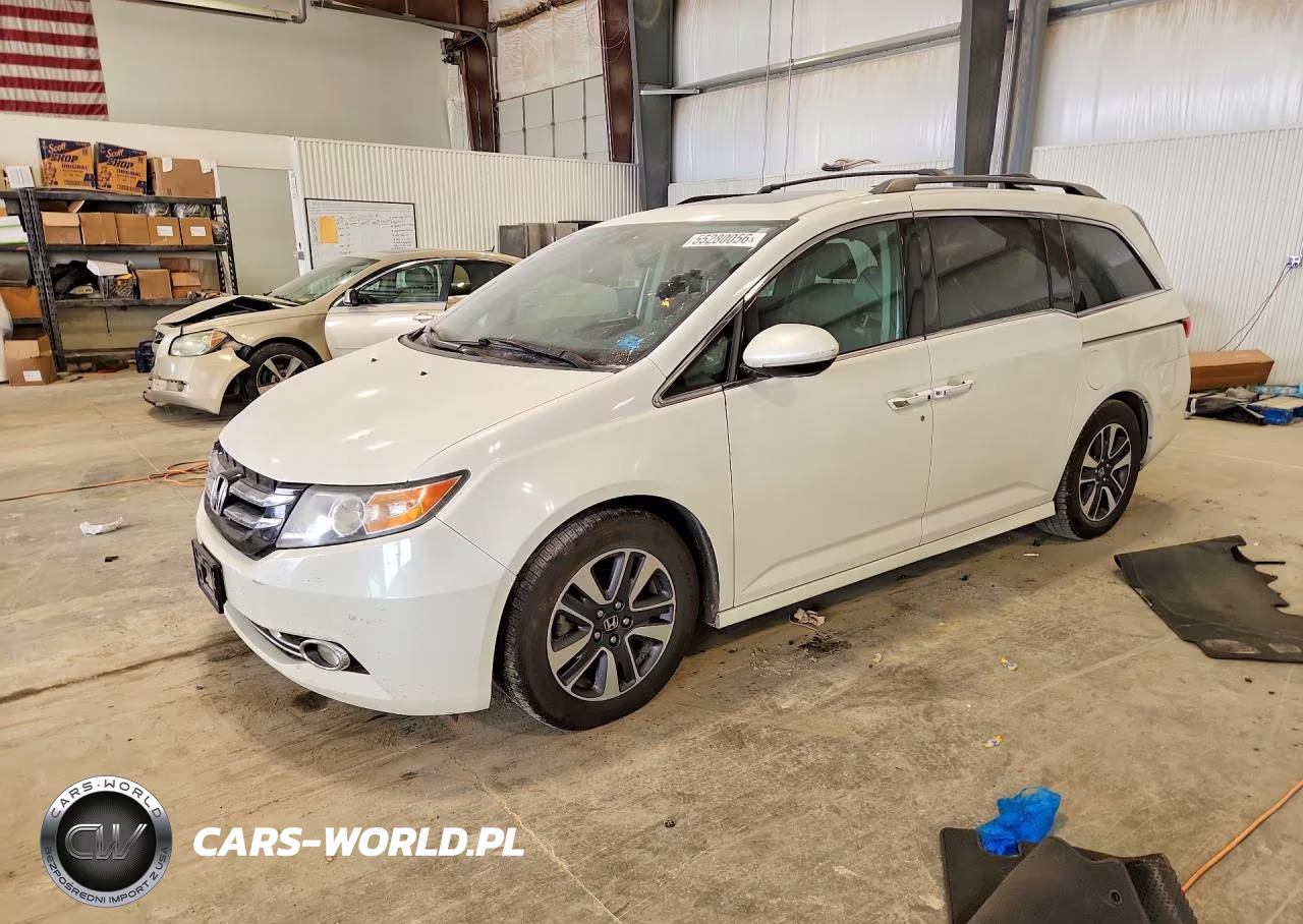 2015 Honda Odyssey Touring – zdjęcie 1 z 13