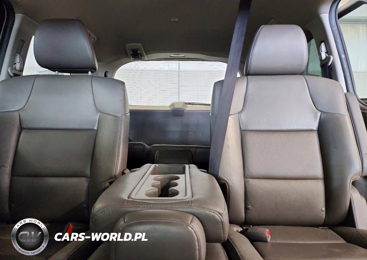 2015 Honda Odyssey Touring VIN:5FNRL5H92FB121931 - 10