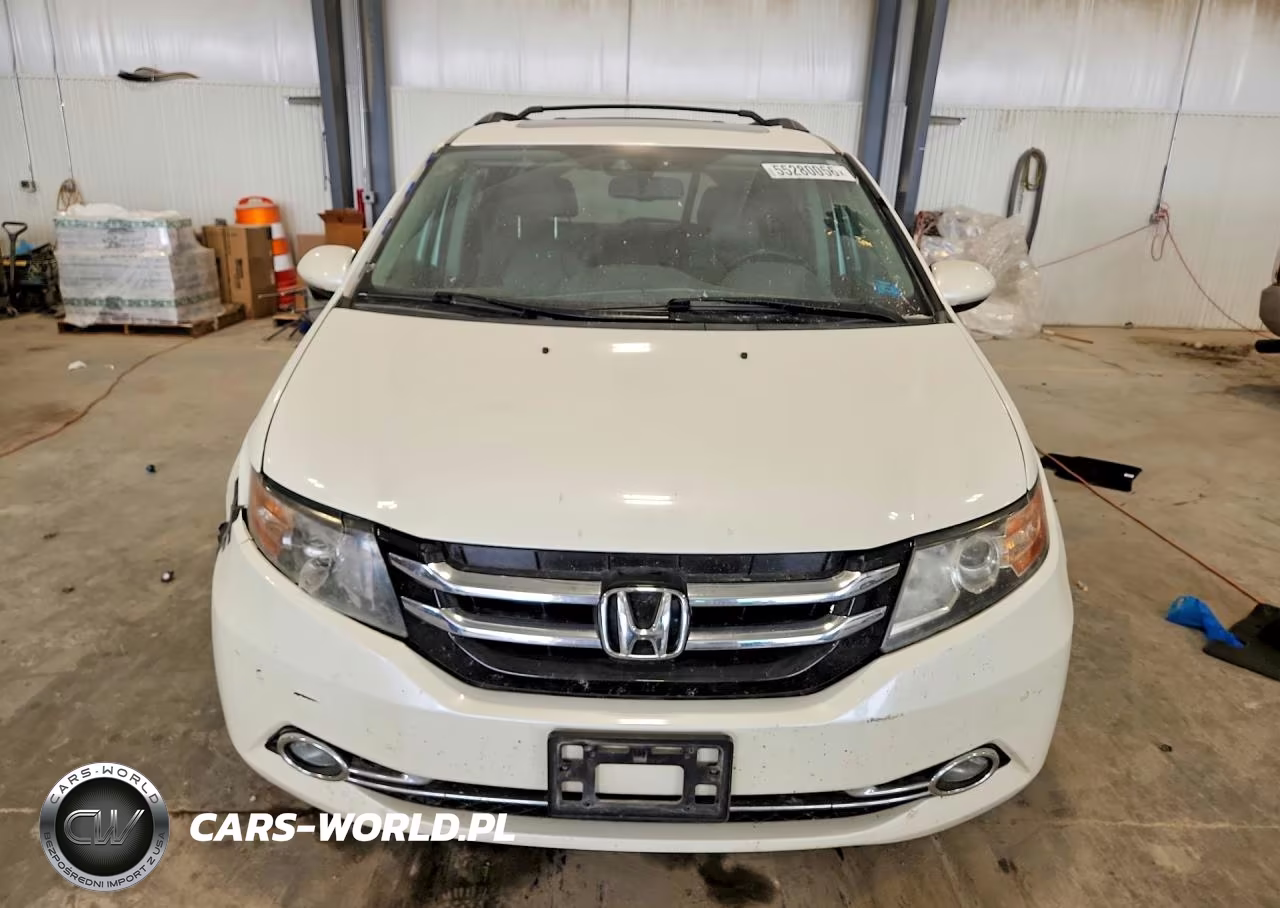 2015 Honda Odyssey Touring VIN:5FNRL5H92FB121931 - 5