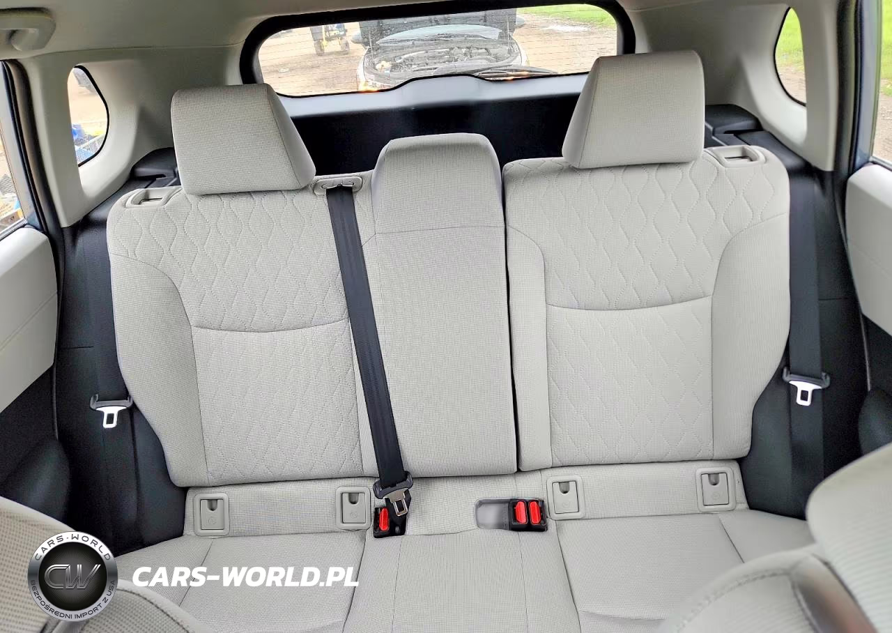 2022 Toyota Corolla Cross Le VIN:7MUCAABGXNV028957 - 10
