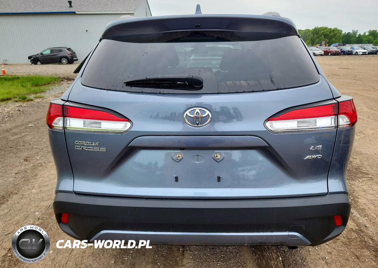 2022 Toyota Corolla Cross Le VIN:7MUCAABGXNV028957 - 6