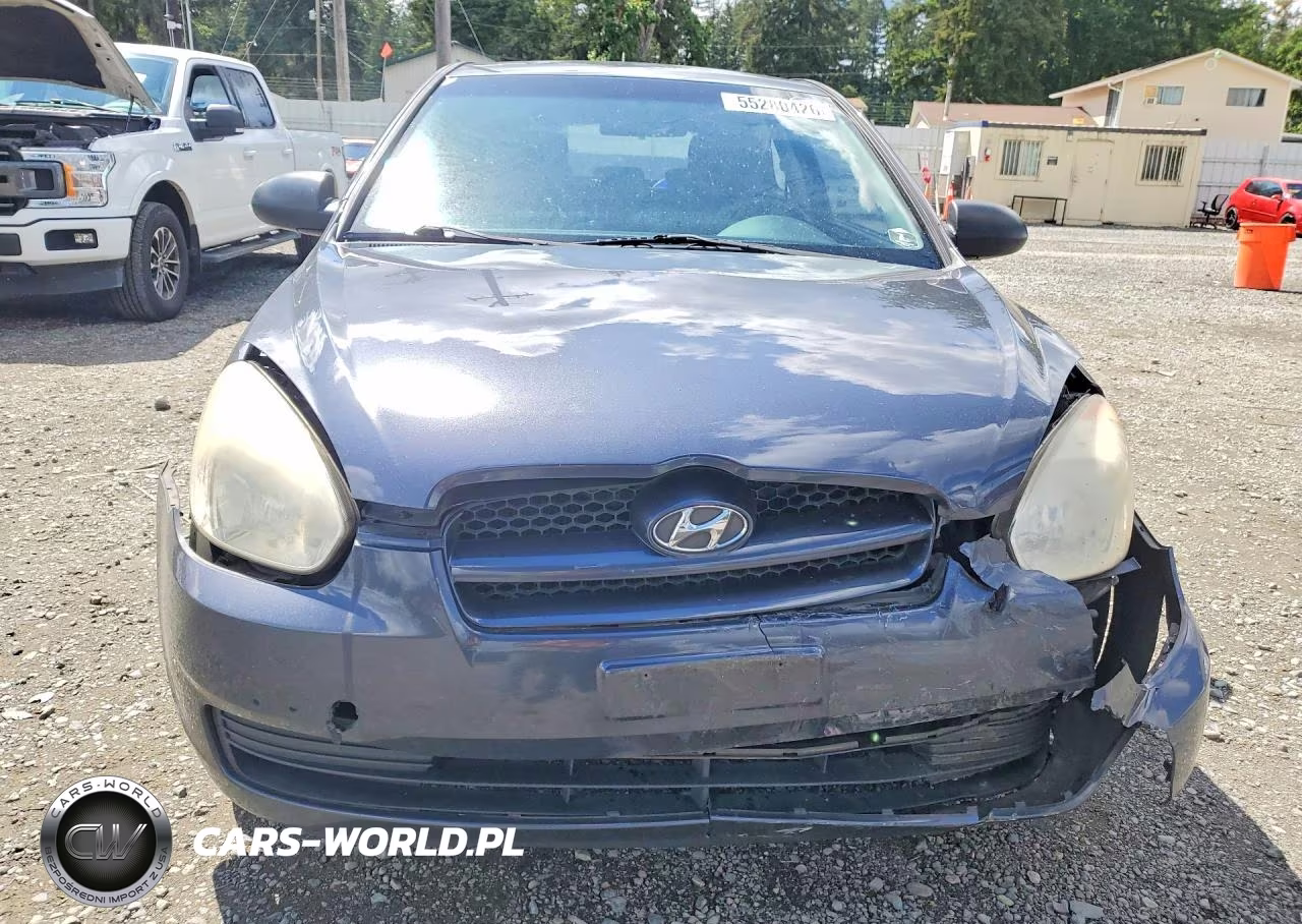2008 Hyundai Accent Gs VIN:KMHCM36C68U097970 - 5