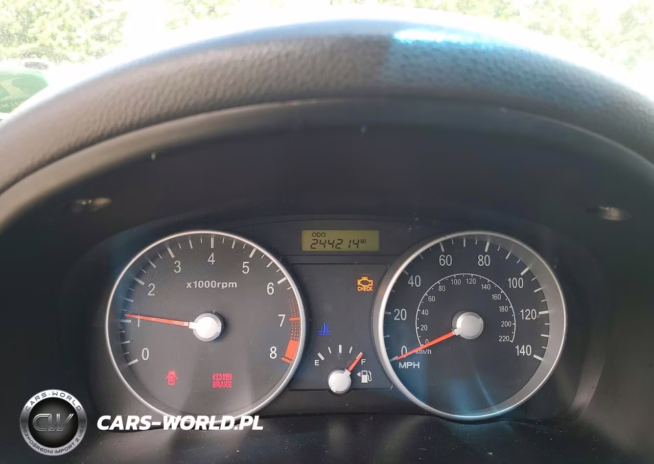 2008 Hyundai Accent Gs VIN:KMHCM36C68U097970 - 9