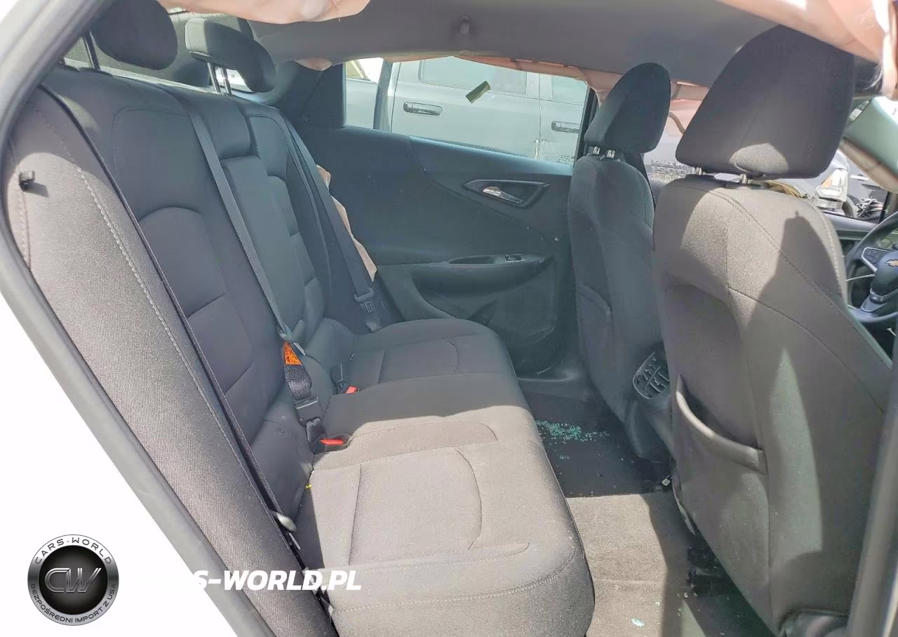 2018 Chevrolet Malibu Lt VIN:1G1ZD5ST0JF130870 - 10