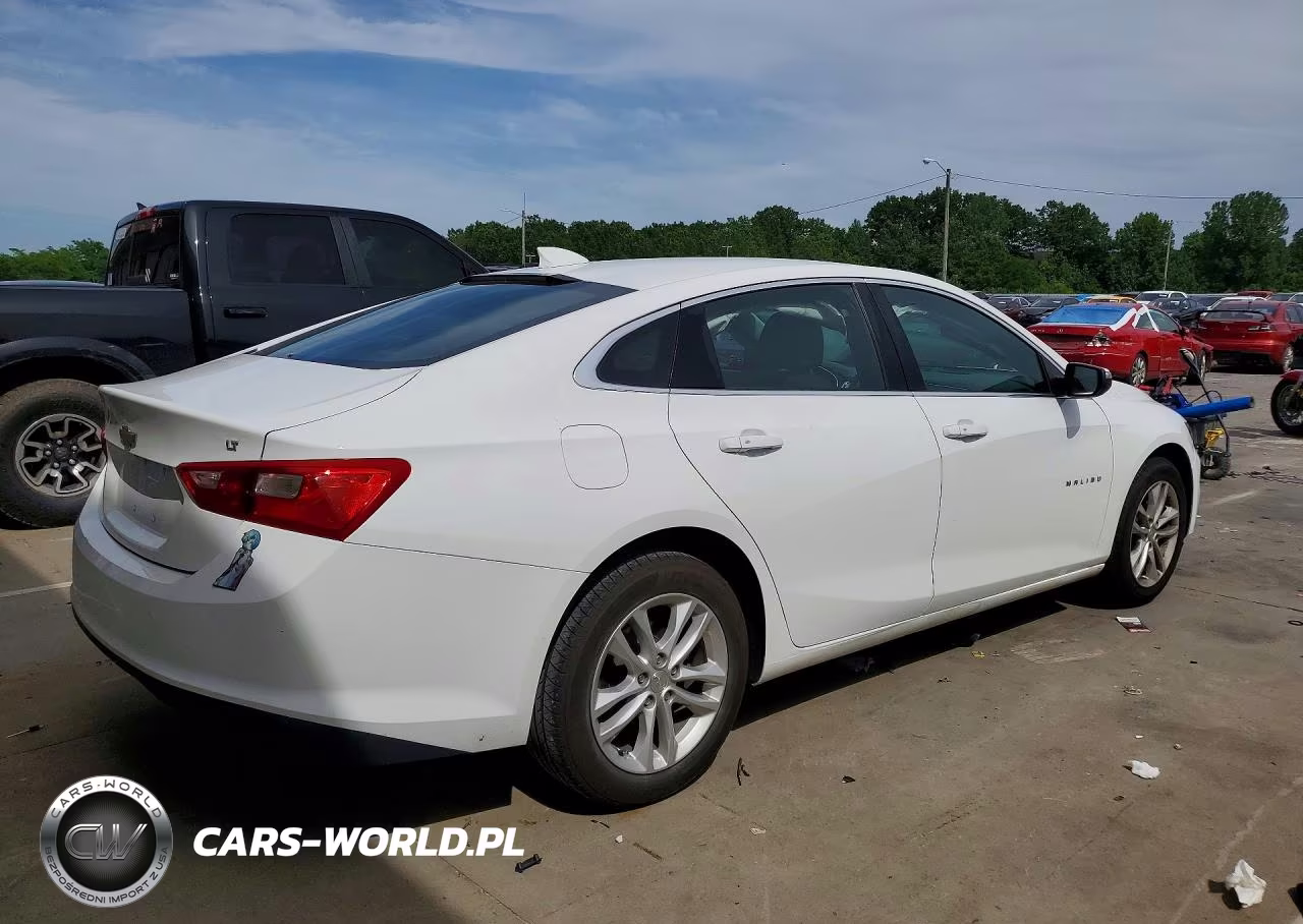 2018 Chevrolet Malibu Lt VIN:1G1ZD5ST0JF130870 - 3