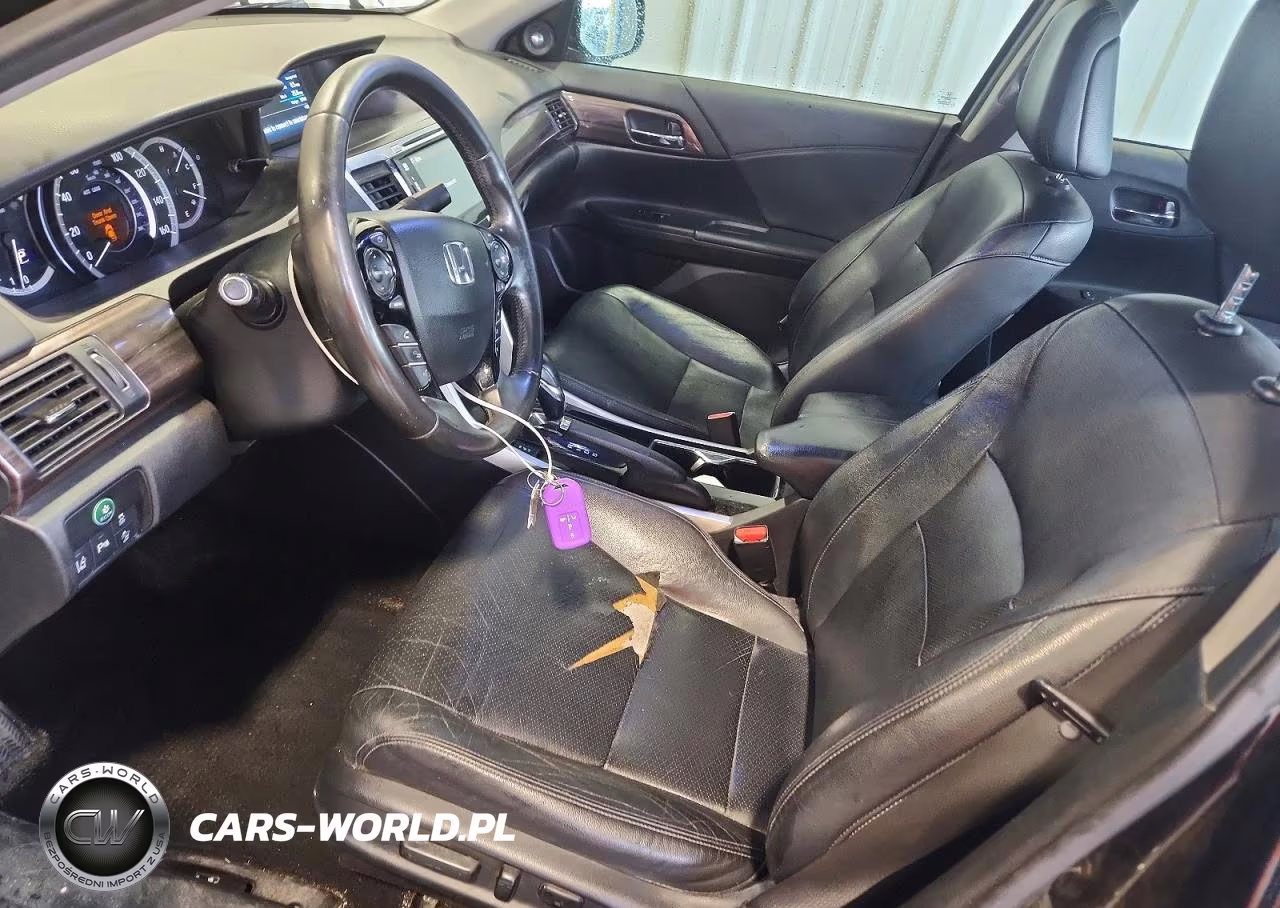 2016 Honda Accord Touring VIN:1HGCR3F92GA031220 - 7