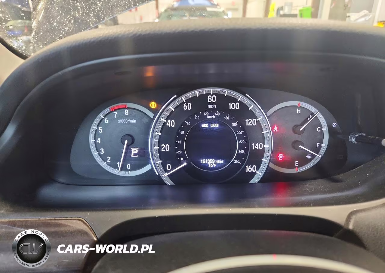 2016 Honda Accord Touring VIN:1HGCR3F92GA031220 - 9