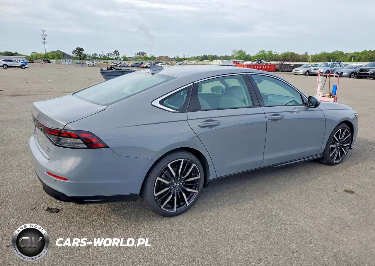 2025 Honda Accord Touring Hybrid VIN:1HGCY2F82SA029223 - 3