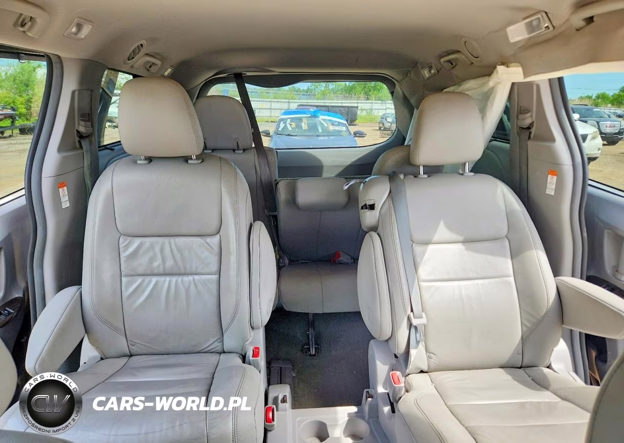 2017 Toyota Sienna Xle Premium 8-Passenger VIN:5TDYZ3DC2HS866676 - 10