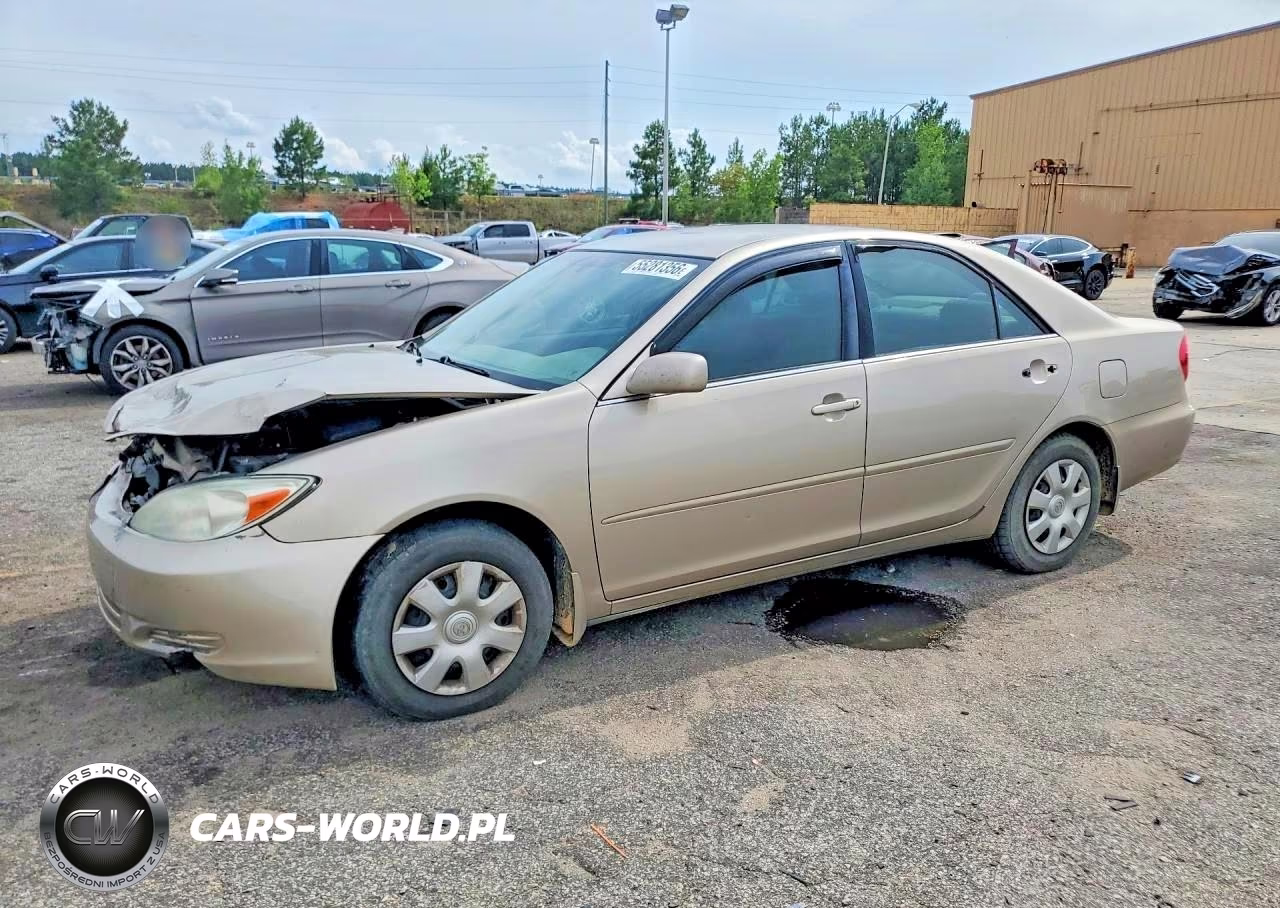 2004 Toyota Camry Le – zdjęcie 1 z 12
