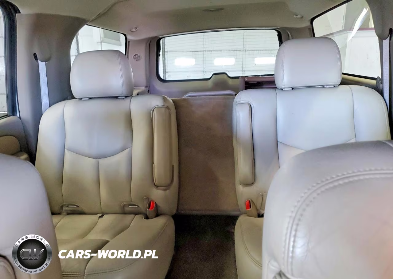 2003 Chevrolet Suburban K1500 VIN:3GNFK16Z43G163130 - 10