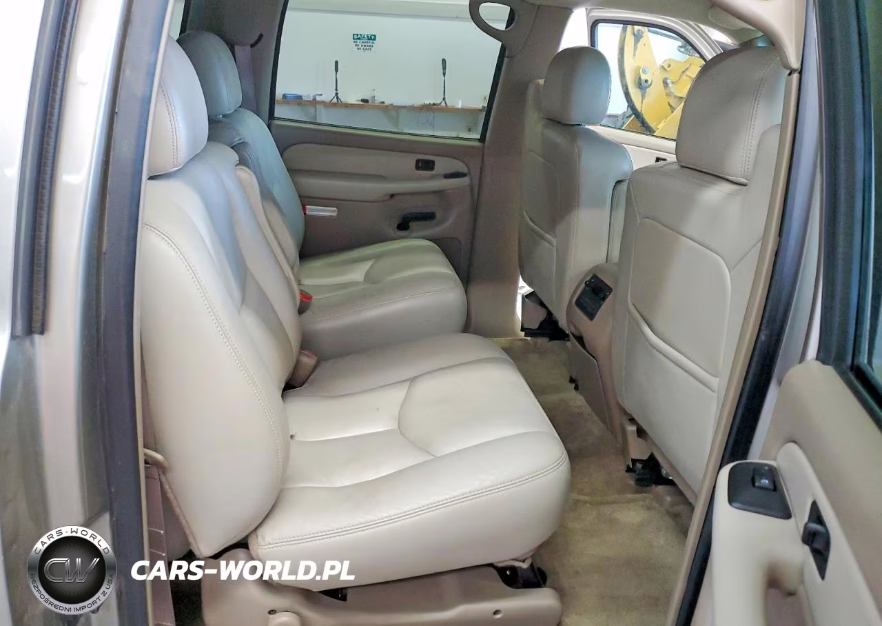 2003 Chevrolet Suburban K1500 VIN:3GNFK16Z43G163130 - 11