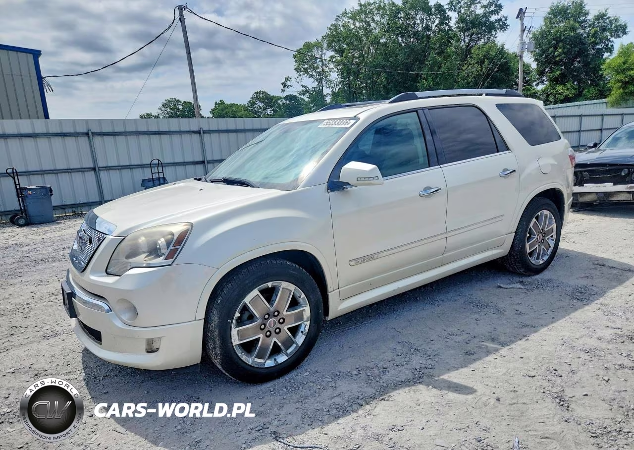 2011 GMC Acadia Denali