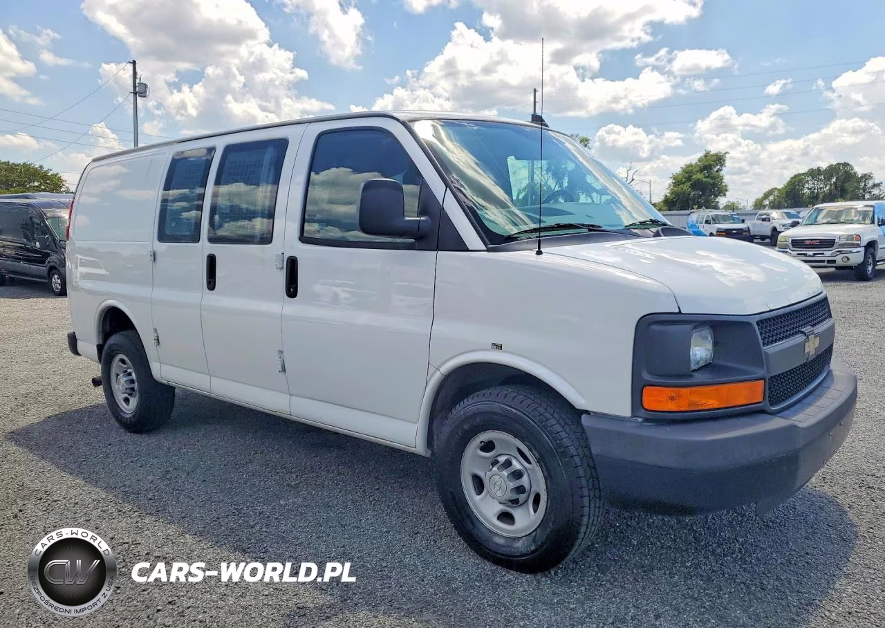 2016 Chevrolet Express G2500 VIN:1GCWGAFF2G1139185 - 4