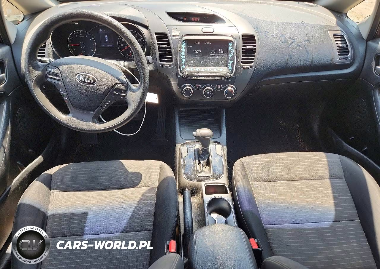 2018 Kia Forte Lx VIN:3KPFL4A74JE196652 - 8