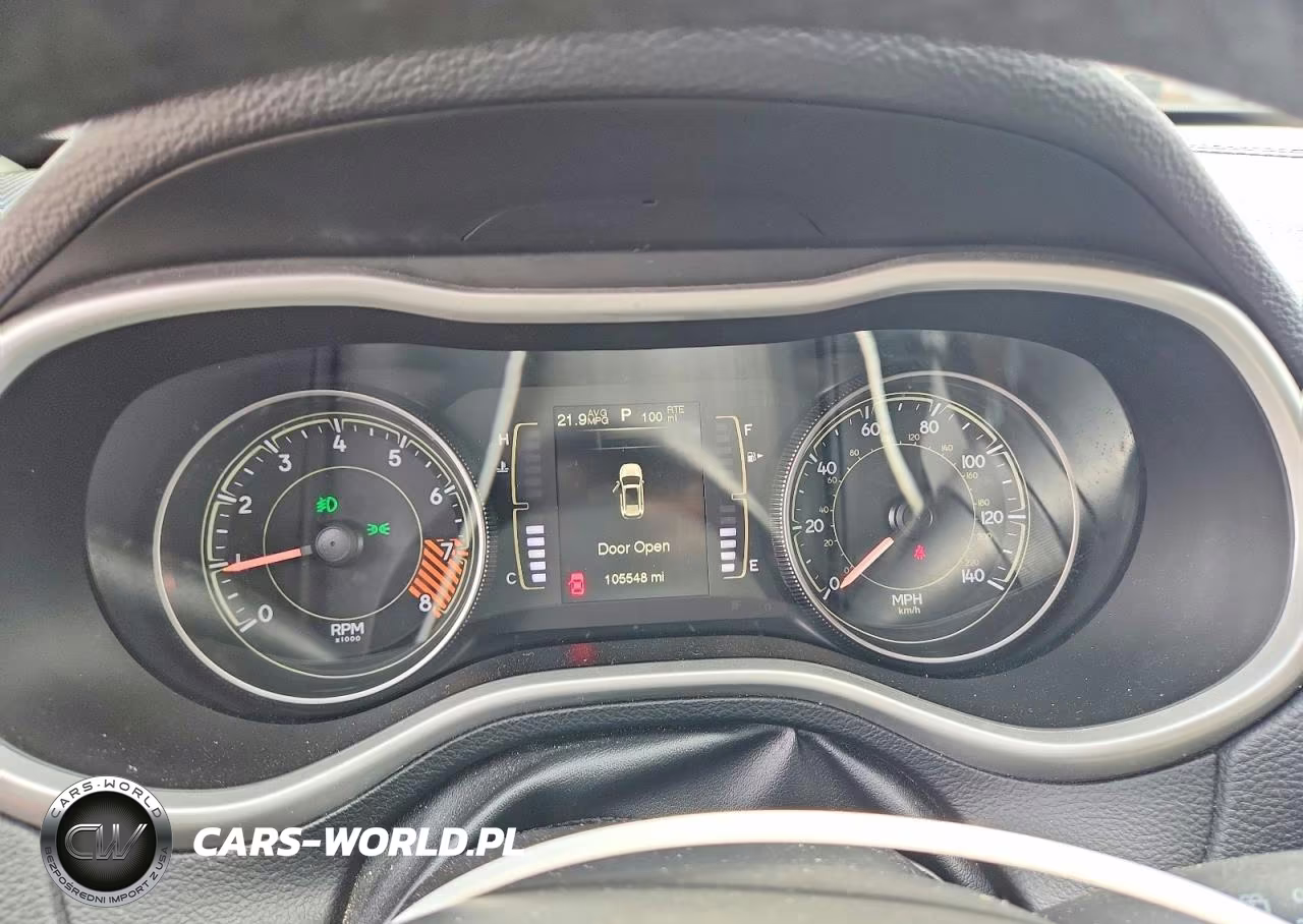 2014 Jeep Cherokee Latitude VIN:1C4PJLCS0EW155548 - 9