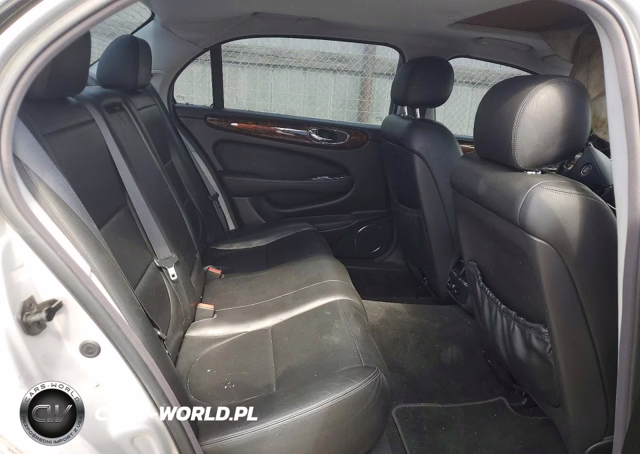 2005 Jaguar Xj8 VIN:SAJWA79C85SG44049 - 10