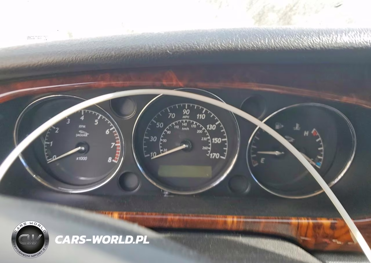 2005 Jaguar Xj8 VIN:SAJWA79C85SG44049 - 9