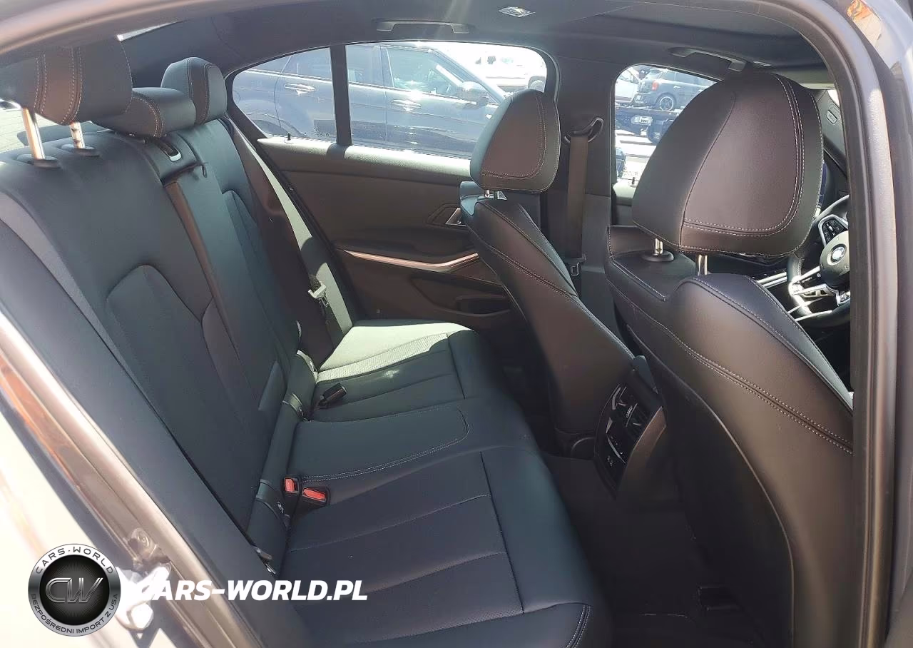 2025 BMW M340I VIN:3MW59FT00S8F67356 - 10