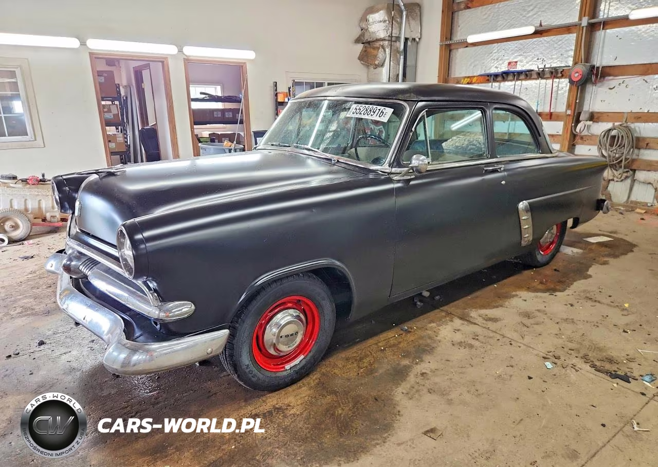 1953 Ford Custom Deluxe