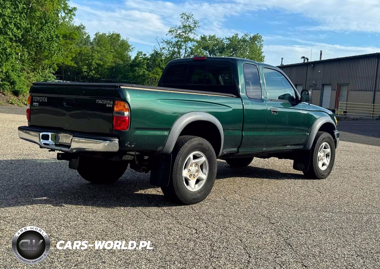 2004 Toyota Tacoma Xtracab VIN:5TEWM72N74Z382453 - 4