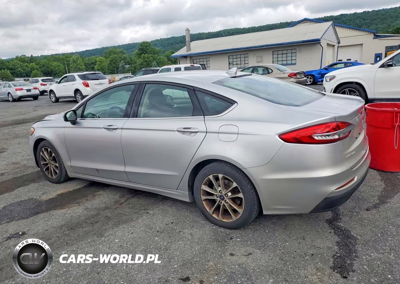2019 Ford Fusion Se VIN:3FA6P0HD7KR236490 - 2