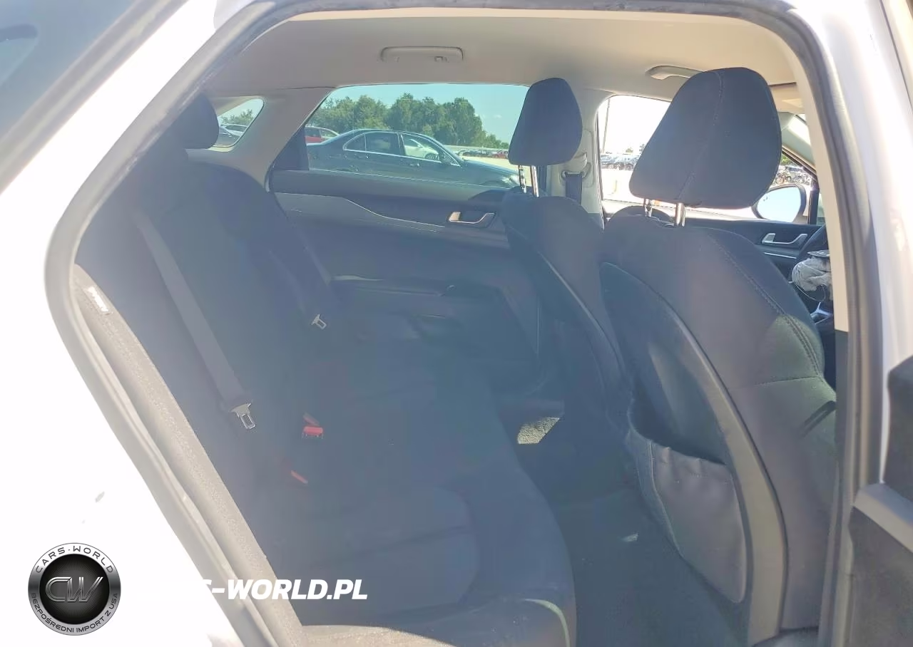 2022 Kia K5 Lxs VIN:5XXG14J25NG142630 - 10