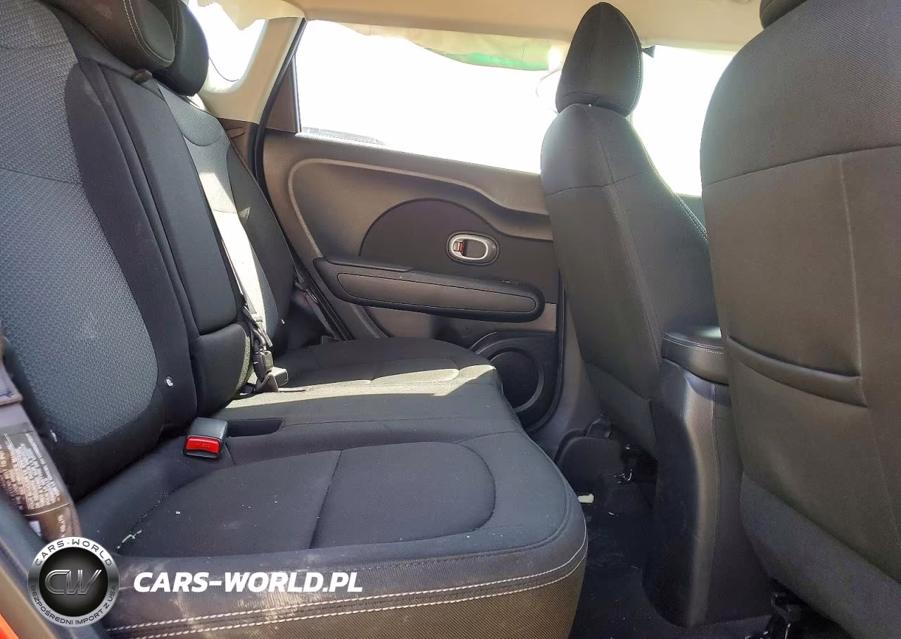 2019 Kia Soul + VIN:KNDJP3A55K7646284 - 10